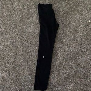 black size 12 ivivva leggings